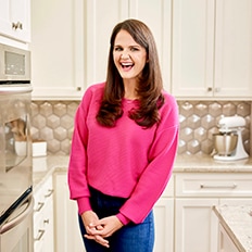 Maegan Brown (aka The BakerMama) headshot.