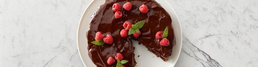 Chocolate Macaron Cake