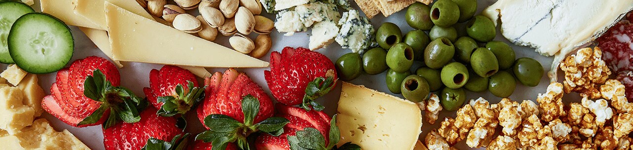 Murray’s – A Host’s Guide to Serving Cheese